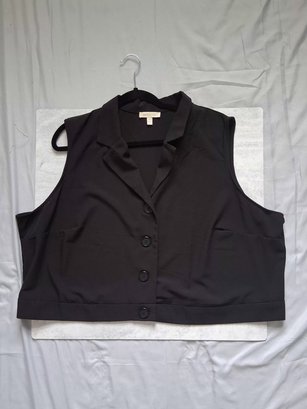 Loralette 4X Black Sleeveless Button Front Collared Blouse Plus Size